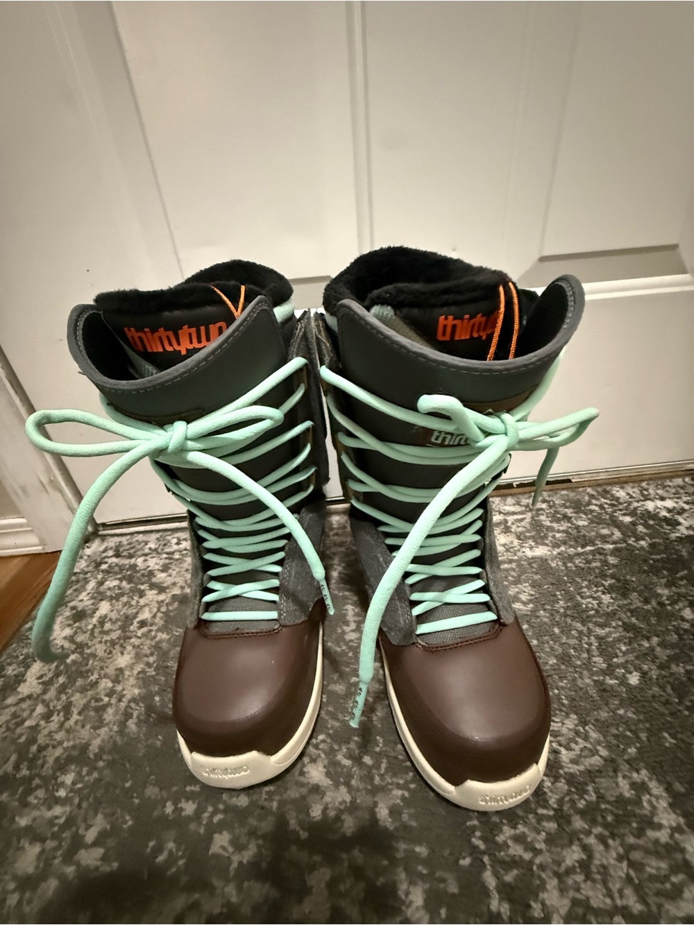 ThirtyTwo Women’s Snowboard Boots - Size 9